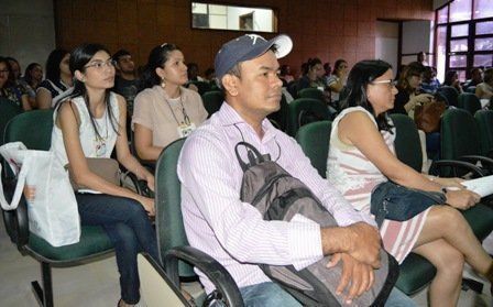 Participam do colóquio cerca de 150 pesquisadores em Educação do Brasil, da França e de Portugal
